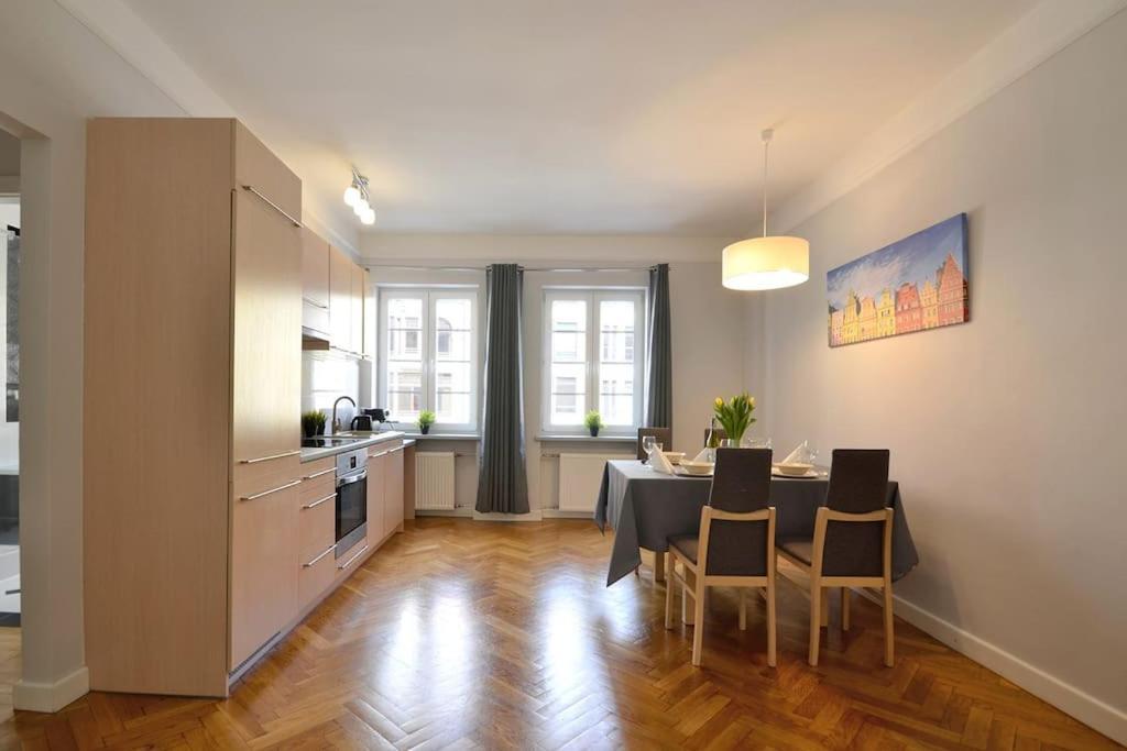 Z Apartment On Town Hall - Rynek Ratusz - 2 Rooms Vratislav Exteriér fotografie